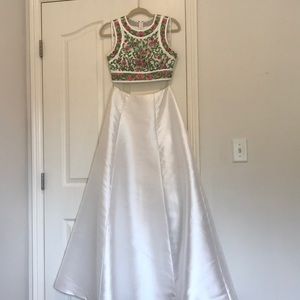 White Floral Two-Piece Prom Dress